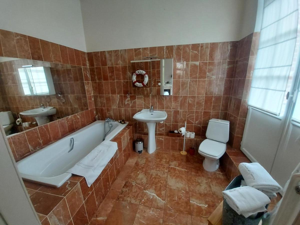 Domaine De Senercy Bed & Breakfast Sery-les-Mezieres Luaran gambar